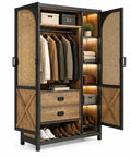 Armoire noire et marron à portes ajourées, penderie et rangements