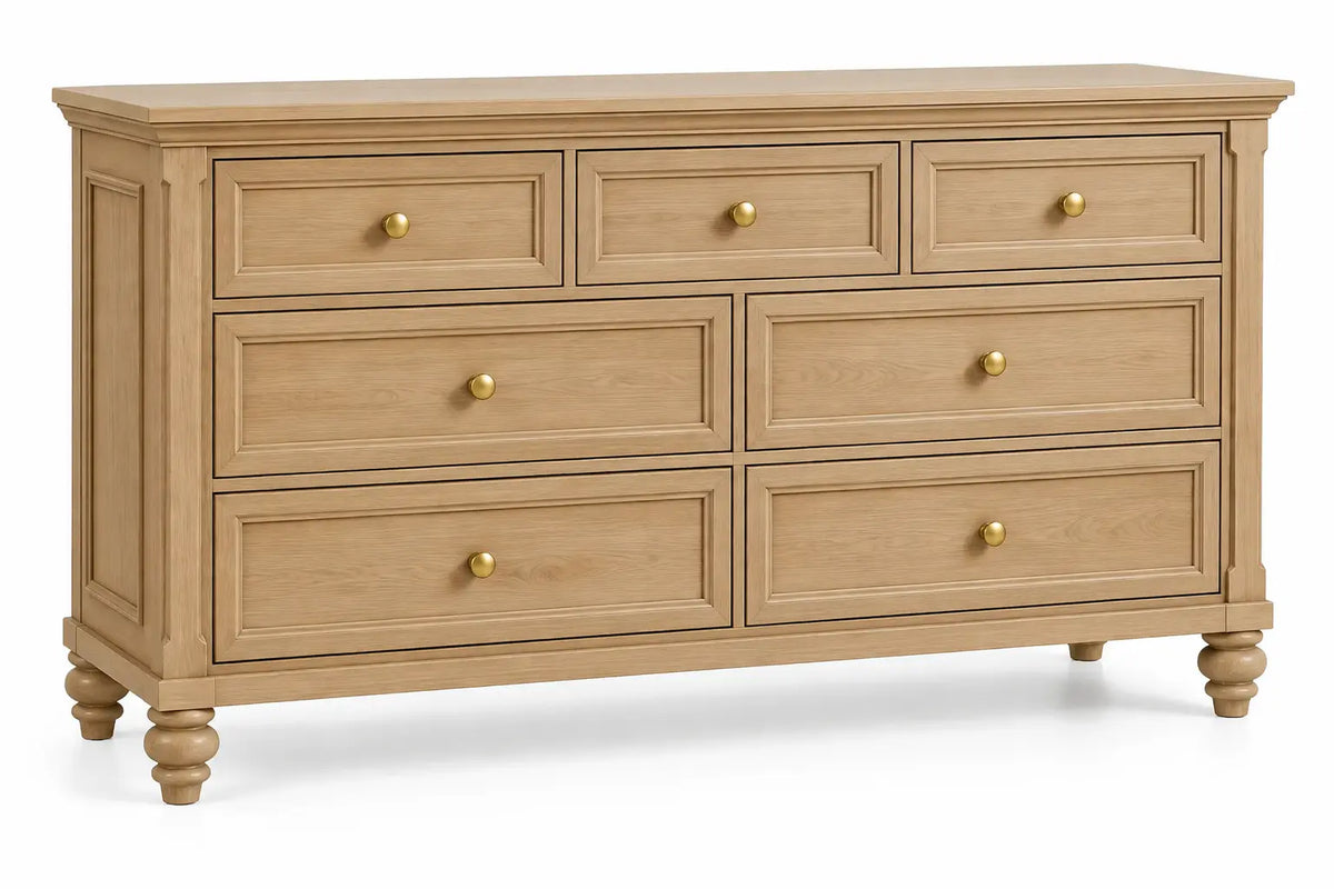 Commode beige à sept tiroirs et pieds tournés